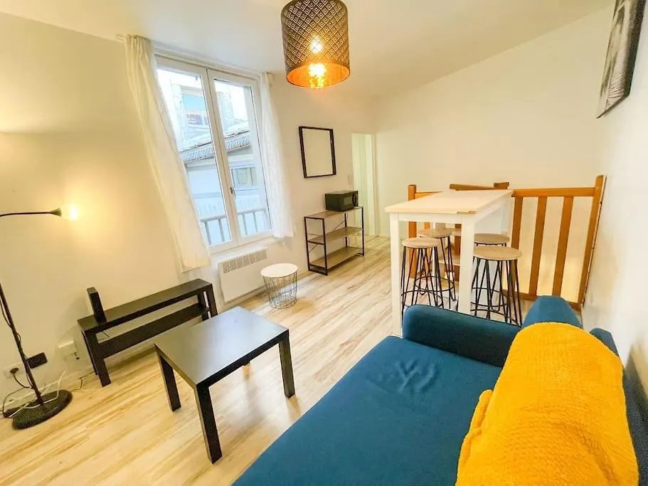 Apartment Le Saint Louis - Appt Wifi Centre Ville Le Puy-en-Velay France